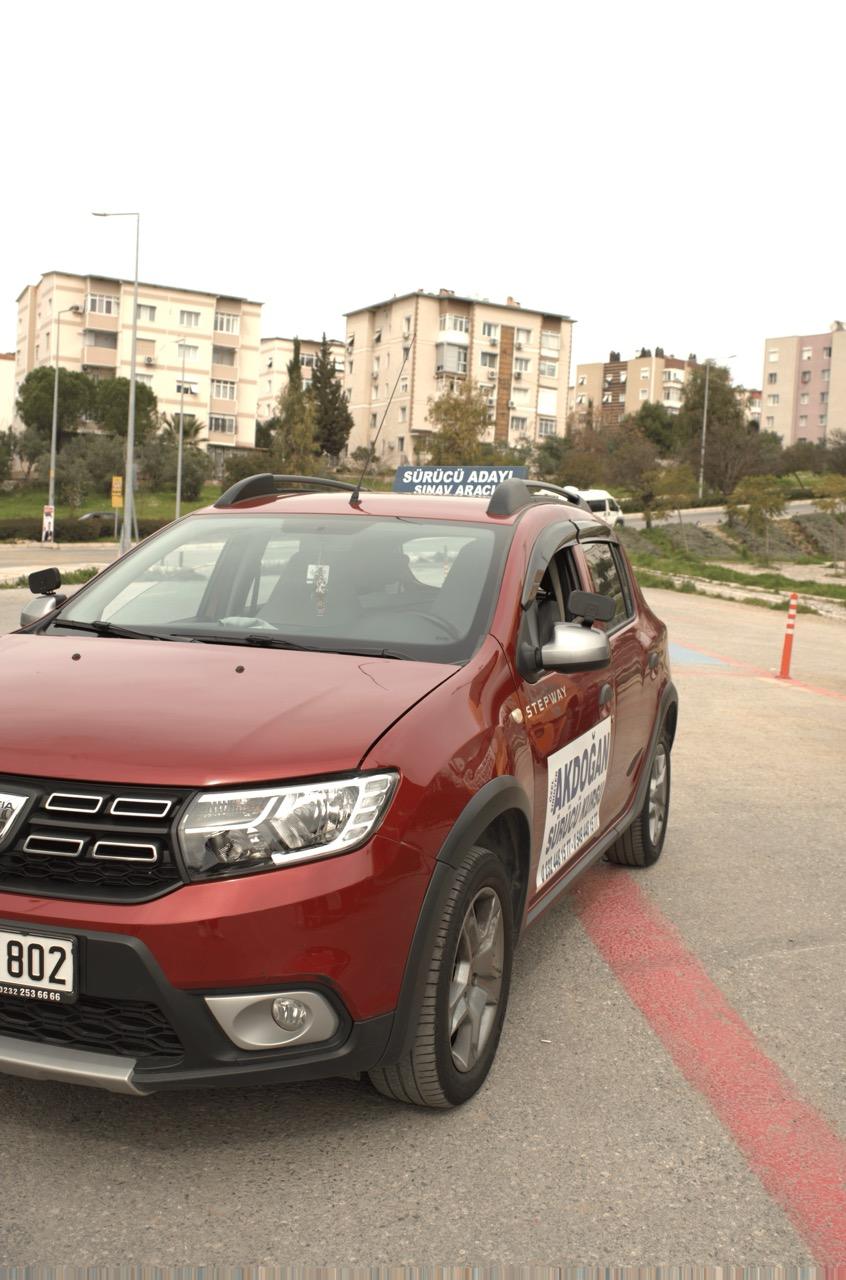 Manuel ve otomatik vites B sınıfı ehliyet farkları.